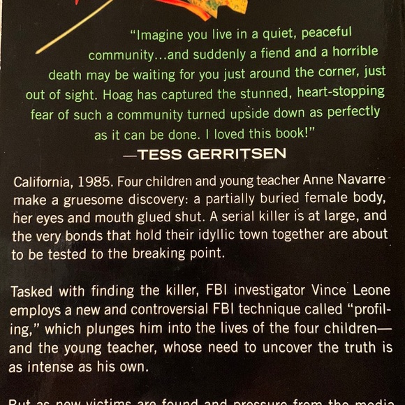 Oak knoll series set. Books 1-3 Tami Hoag - Picture 4 of 6